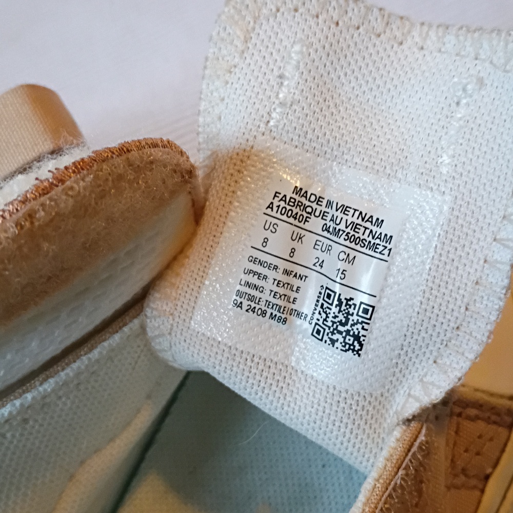 Converse Kids Tan Bear Shoes - Picture 7 of 9